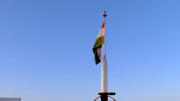 Lambang Unit Tentara India Dengan Bendera Nasional Dari Perspektif Yang — Stok Video