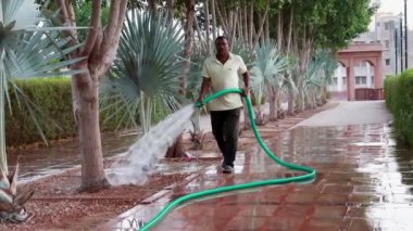 Düz açıyla çekilen video, Jodhpur Rajasthan Hindistan 'da 5 Mayıs 2023' te çekildi..