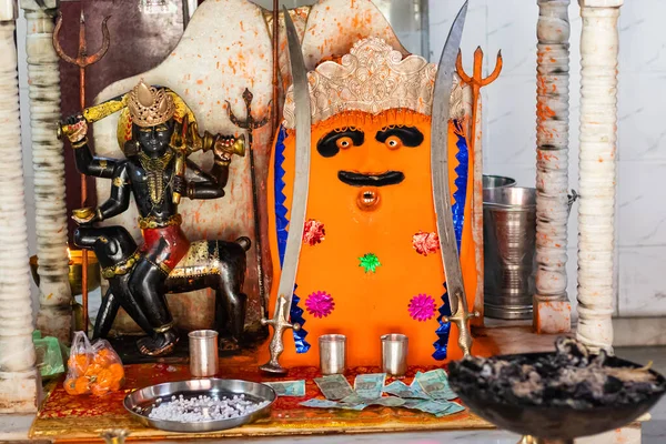 Индуистский Бог Лорд Bhairavnath Статуя Древнем Храме Другим Углом Изображение — стоковое фото