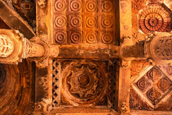 Antik Stor Moské Som Heter Adhai Din Jhonpra Vintage Tak — Stockfoto