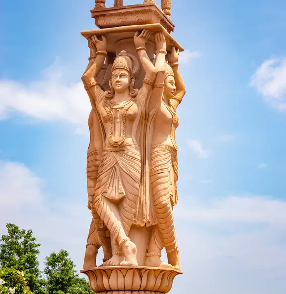 Künstlerischen Roten Stein Jain Gott Heilige Säule Morgen Von Einzigartigen — Stockfoto