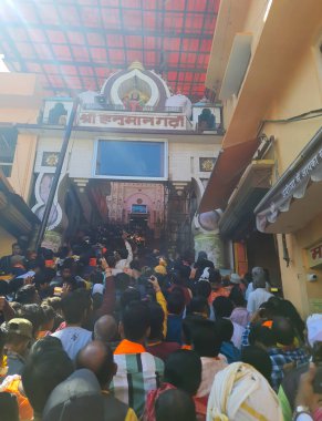 Shri Hanuman Garhi Mandir ayodhya uttar pradesh Hindistan 'da 2009 Mar 2024' te çekiliyor..