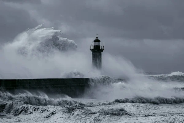 Big Stormy Wave Splash Old Lighthouse Converted Black White Toned — Stock Photo, Image