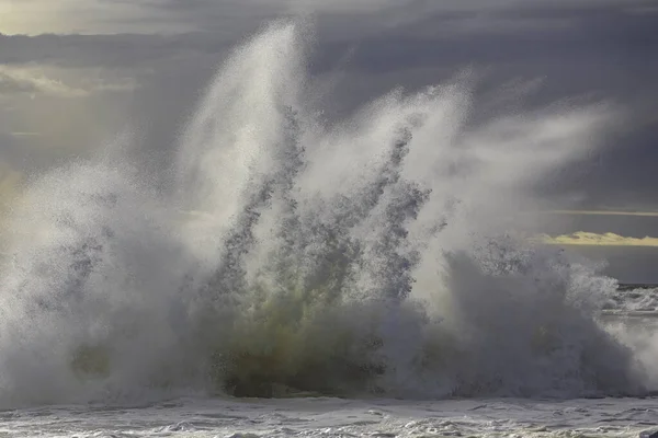 폭풍이 몰아치는 포투게해 — 스톡 사진