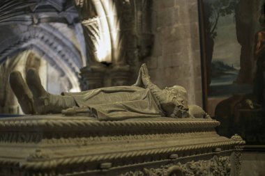 Lisbon, Portekiz - 5 Mart 2014: discoverer Hindistan, vasco deniz yolu'nun Mezarı da gama. Jeronimos monastery.