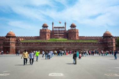 OLD DELHI, Hindistan - Kasım 03, 2022: Delhi, Hindistan 'da Red Fort. UNESCO Dünya Mirası Alanı