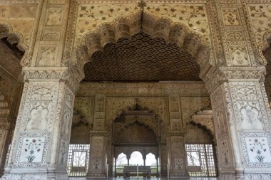 OLD DELHI, INDIA - NOVEMBER 03, 2022: Diwan-i-Khas, Red Fort, Eski Delhi, Hindistan. UNESCO Dünya Mirası Alanı
