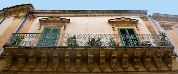 Építészeti Részletek Történelmi Épületek Scicli Szicíliai Olaszország — Stock Fotó