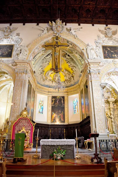 Wnętrze Katedry Pod Wezwaniem Santa Maria Della Visitation Unesco Pomnik — Zdjęcie stockowe