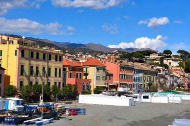 Panorama ve Celle Ligure Liguria İtalya kıyıları