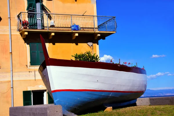 Barco Típico Liguria Utilizado Como Maceta Celle Ligure Italia — Foto de Stock
