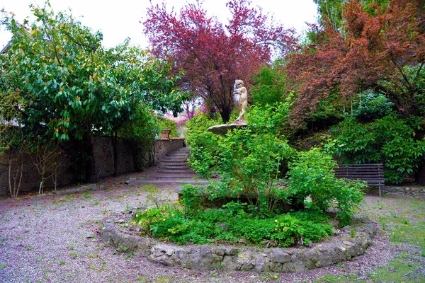 Brunnen Garten Des Burgmuseums Des Carretto Carretto Millesimo Savona Italien — Stockfoto
