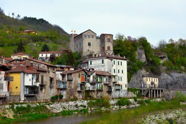 Carretto şatosu Millesimo Savona İtalya