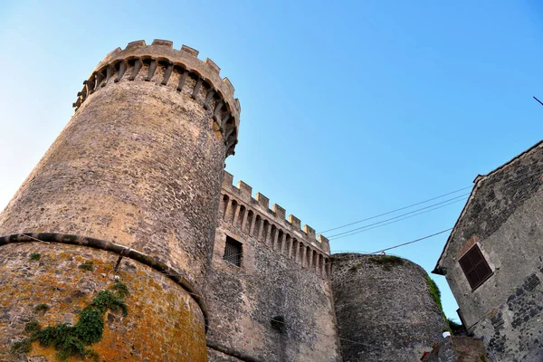 奥尔西尼 奥尔德斯卡尔奇城堡 Orsini Odescalchi Castle 又称布拉西亚诺城堡 Bracciano Castle 是意大利城市布拉西亚诺的一座城堡 始建于15世纪的意大利城市 图库图片