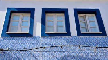 Tavira algarve Portekiz 'de seramikleri (azulejos) olan karakteristik ev