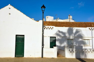 Armacao de Pera algarve Portekiz şehir merkezinde tipik binalar