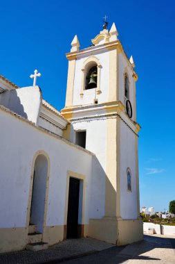 Hamile Hanımımız Ferragudo Kilisesi Portekiz 'i altüst etti.