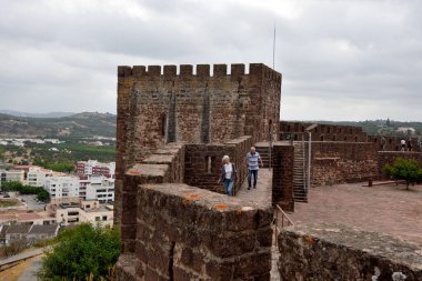 Silves şatosu moorish stili ayrıca 18 Eylül 2024 Silves Portugal şehir müzesidir.