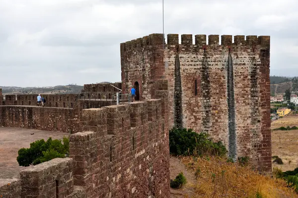Silves şatosu moorish stili aynı zamanda bir şehir müzesi Silves Portugal