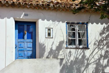 Monchique Algarve Portekiz 'in eski kasabasında pitoresk evler