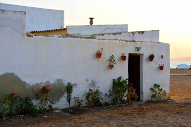 Bolnuevo Murcia İspanya 'da tipik bir sahil evi.