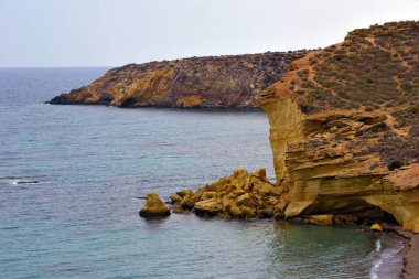 Bolnuevo Mazarron Murcia İspanya 'nın kıyısında. 