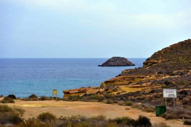 Kurt Mağarası Adası (isla cueva de lobos) bolnuevo mazarron