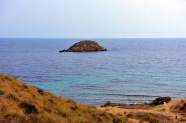 Kurt Mağarası Adası (isla cueva de lobos) bolnuevo mazarron