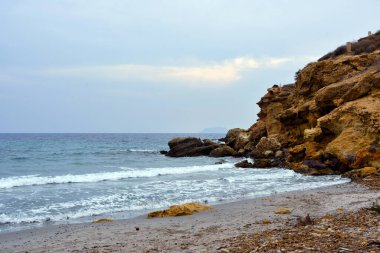 Bolnuevo Mazarron Murcia İspanya 'nın kıyısında.
