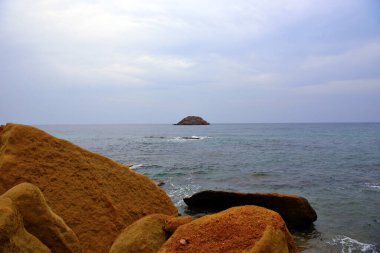 Kurt Mağarası Adası (isla cueva de lobos) bolnuevo mazarron