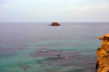 Kurt Mağarası Adası (isla cueva de lobos) bolnuevo mazarron