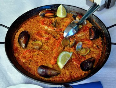 Paella Katalan Peniscola Castellon İspanya
