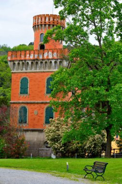Villa Serra di Comago, Sant 'olcese Ceneviz İtalya yakınlarındaki Policevera Vadisi' nde bir mimari ve peyzaj kompleksi.