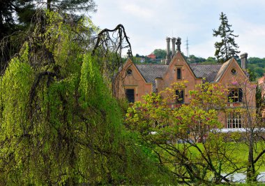 Villa Serra di Comago, Sant 'olcese Ceneviz İtalya yakınlarındaki Policevera Vadisi' nde bir mimari ve peyzaj kompleksi.
