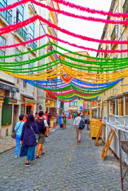 Festas de Lisboa 'nın tipik süslemeleri, özellikle de 26 Mayıs 2025 Lizbon Portekiz' in koruyucu azizi Aziz Anthony 'nin onuruna düzenlenen kutlamalar.