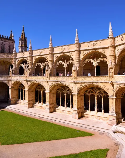 Jernimos Manastırı (Mosteiro dos Jernimos), 28 Mayıs 2025 Lizbon Portekiz 'deki en ikonik unesco mirası anıtlarından biridir.