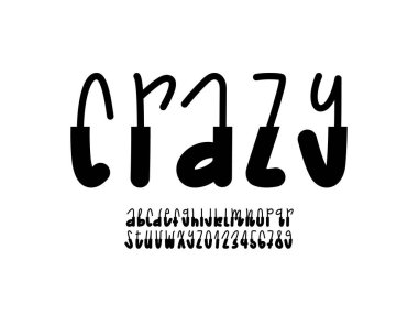 Elle çizilmiş şakacı yazı tipi, çocuk tarzında alfabe, eğlenceli yuvarlak, kalın siyah harfler ve karalama stilinde numaralar, vektör illüstrasyonu 10EPS