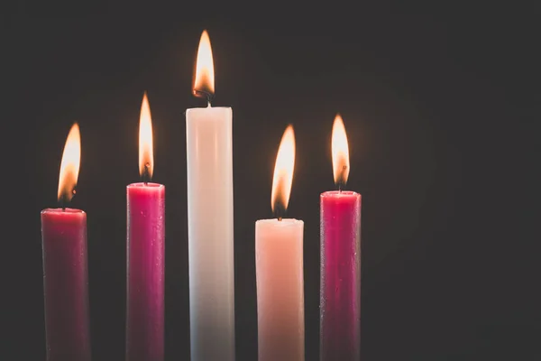 Purple Candles Pink One White Candle Burning Advent Wreath Isolated — Stock Photo, Image