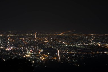 Gece manzarası Chiang Mai, Tayland 'ın en üst noktasında..