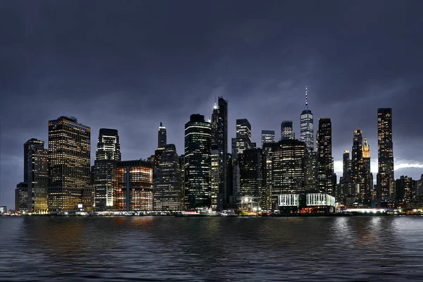 Panorámás Kilátás New York City Manhattan Belvárosában Felhőkarcolók Éjszaka — Stock Fotó