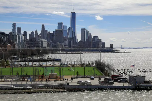 New York City Manhattan 'ın renkli gündüz manzarası