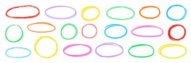 Renkli kalem çemberi karalama çerçevesi seti. El yazısı renk kalemi, kalem çizgisi çocuksu oval çerçeveyi karalıyor. Grunge fırça elips çerçeve yuvarlak vurgu. Vektör illüstrasyonu