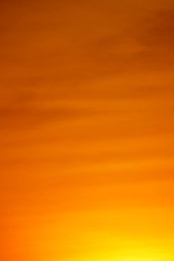  Bulanık odaklı soyut arka plan günbatımı gökyüzü kırmızı gökyüzü turuncu açık hava yaz doğası