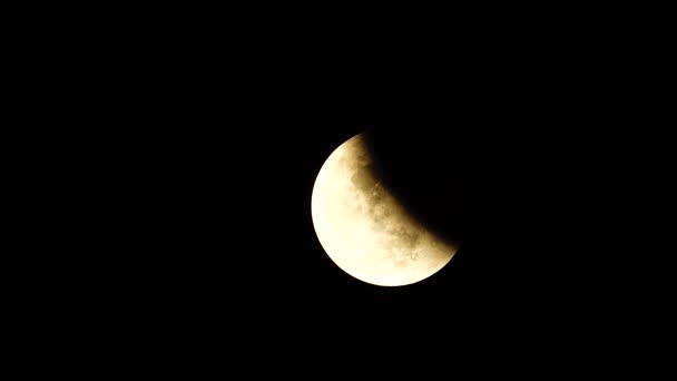 满月的月全食会导致夜空中罕见的超级血月 — 图库视频影像