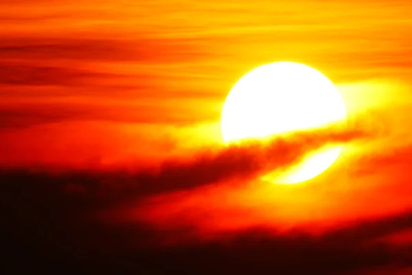 Smuga Ostrość Zachód Słońca Niebo Pomarańczowy Niebo Pomarańczowy Chmura Zewnątrz — Zdjęcie stockowe