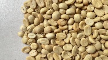 4K (Kahve maddesi) Tayland Arabika ve Robusta ev yapımı yeşil kahve çekirdeği pişirme işlemi için tamamen yıkandı