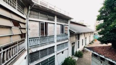 4K vintage ofis, eski ev, 100 yıldan eski Bangkok binası.