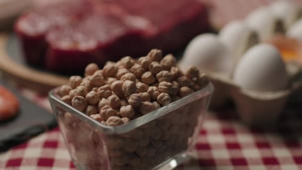 Kikärter Skål Med Proteinmat Bordet Produkter Med Hög Proteinhalt — Stockvideo