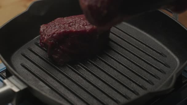 Asando Carne Res Parrilla Carne Res Asar Parrilla Cámara Lenta — Vídeos de Stock