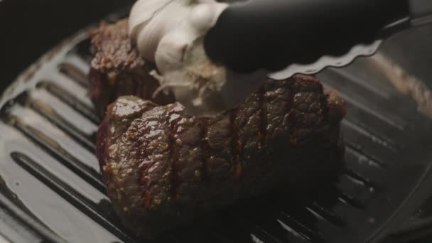 Filete Carne Asada Con Ajo Parrilla Carne Res Asar Parrilla — Vídeos de Stock